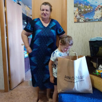 Провели раздачу продуктов подопечным