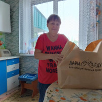 Провели раздачу продуктов подопечным